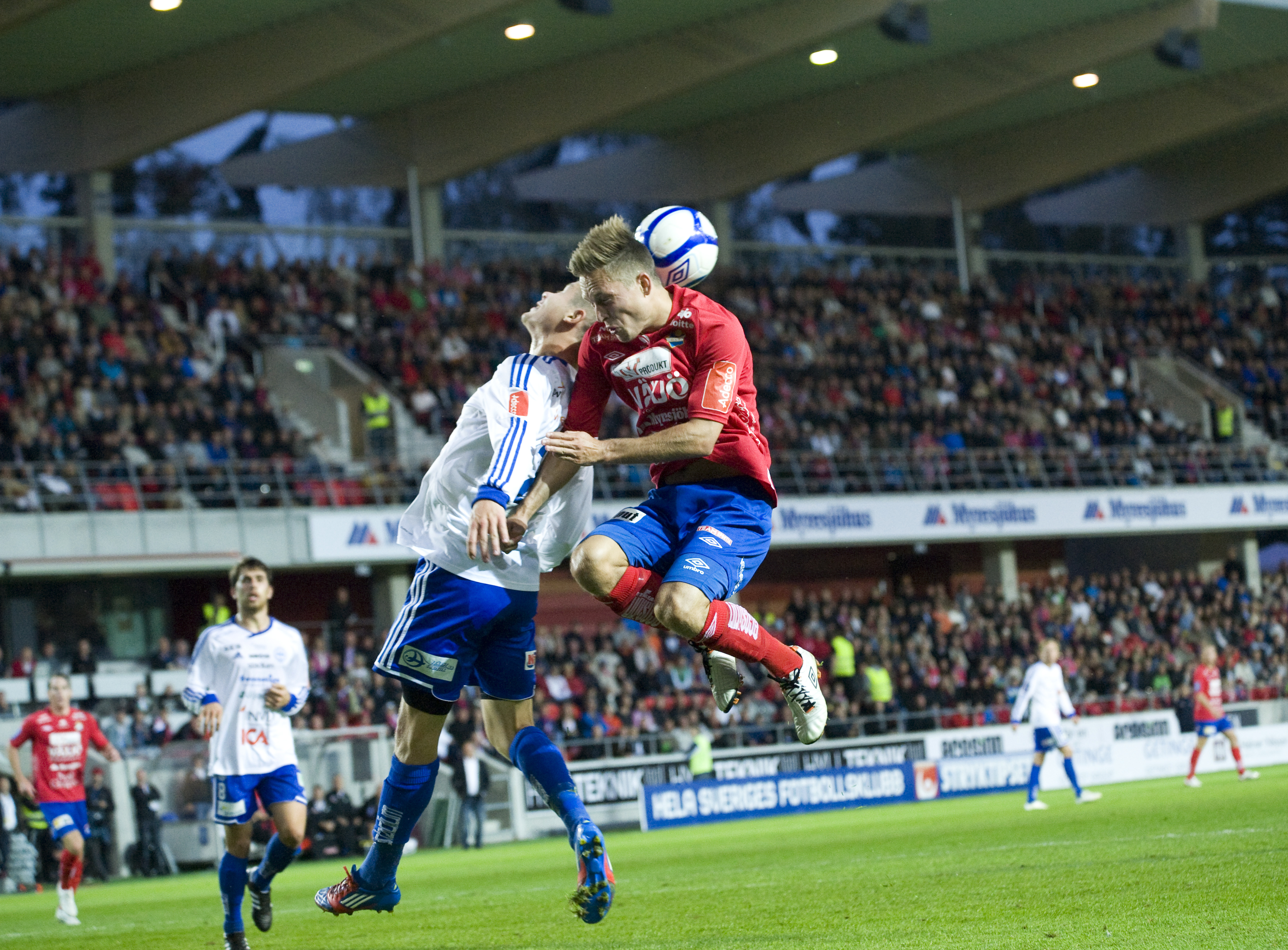Superettan, Öster, Värnamo