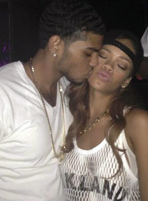 Twitter, instagram, Rihanna