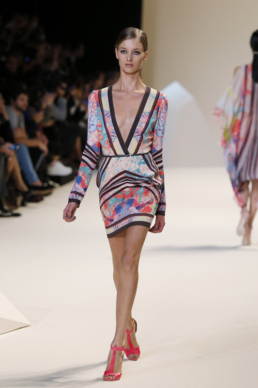  v-ringat, Catwalk, Trendspaning