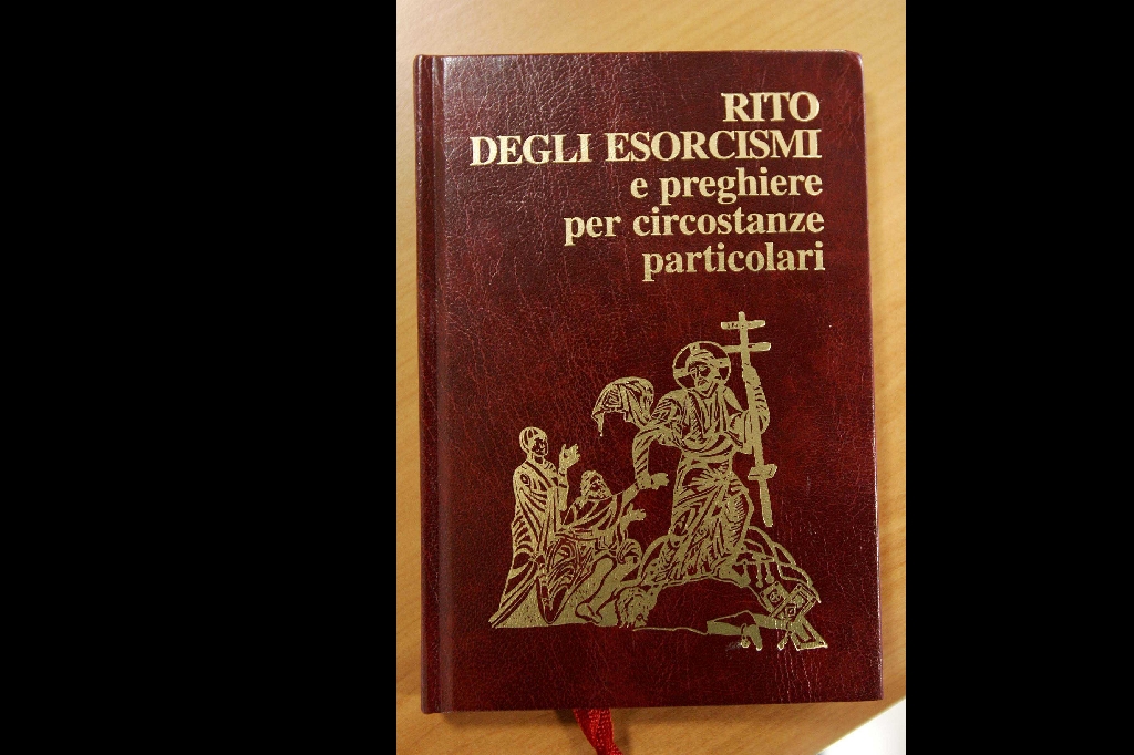 Misstänkta, Isolering, Boras, Häxtortyr, Elstötar, Häxjakt, Sverige, Onda andar, Häxa, Foraldrar, Barnmisshandel, Misshandel, Tortyr, Exorcism, Flicka