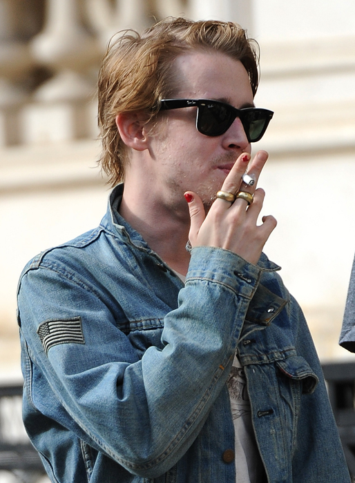drogmissbruk, ensam hemma, Barnstjärna, Hemlös, Macaulay Culkin