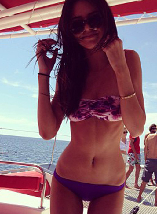 instagram, Twitter, Rihanna