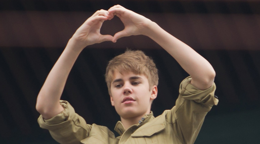 Lady Gaga, Twitter, instagram, Justin Bieber