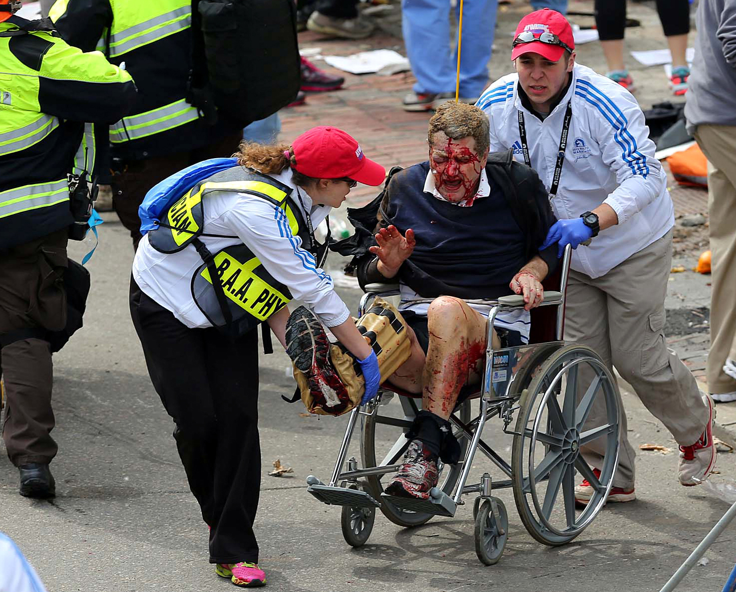 Bombdåd, Boston, Övervakningsfilmer, Boston Marathon, bilder, Misstänkta, FBI