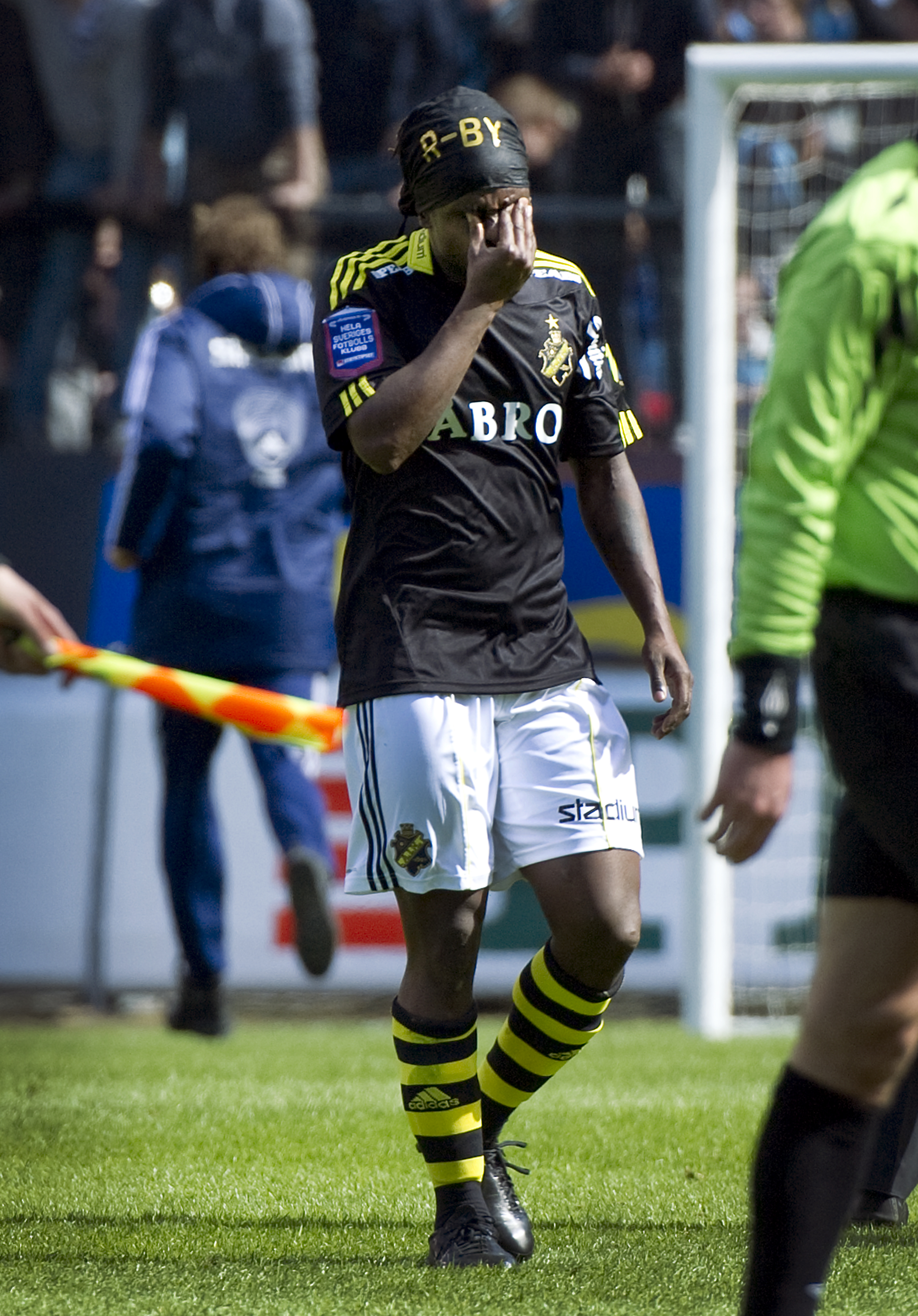 Martin Mutumba, Allsvenska guldstriden, AIK