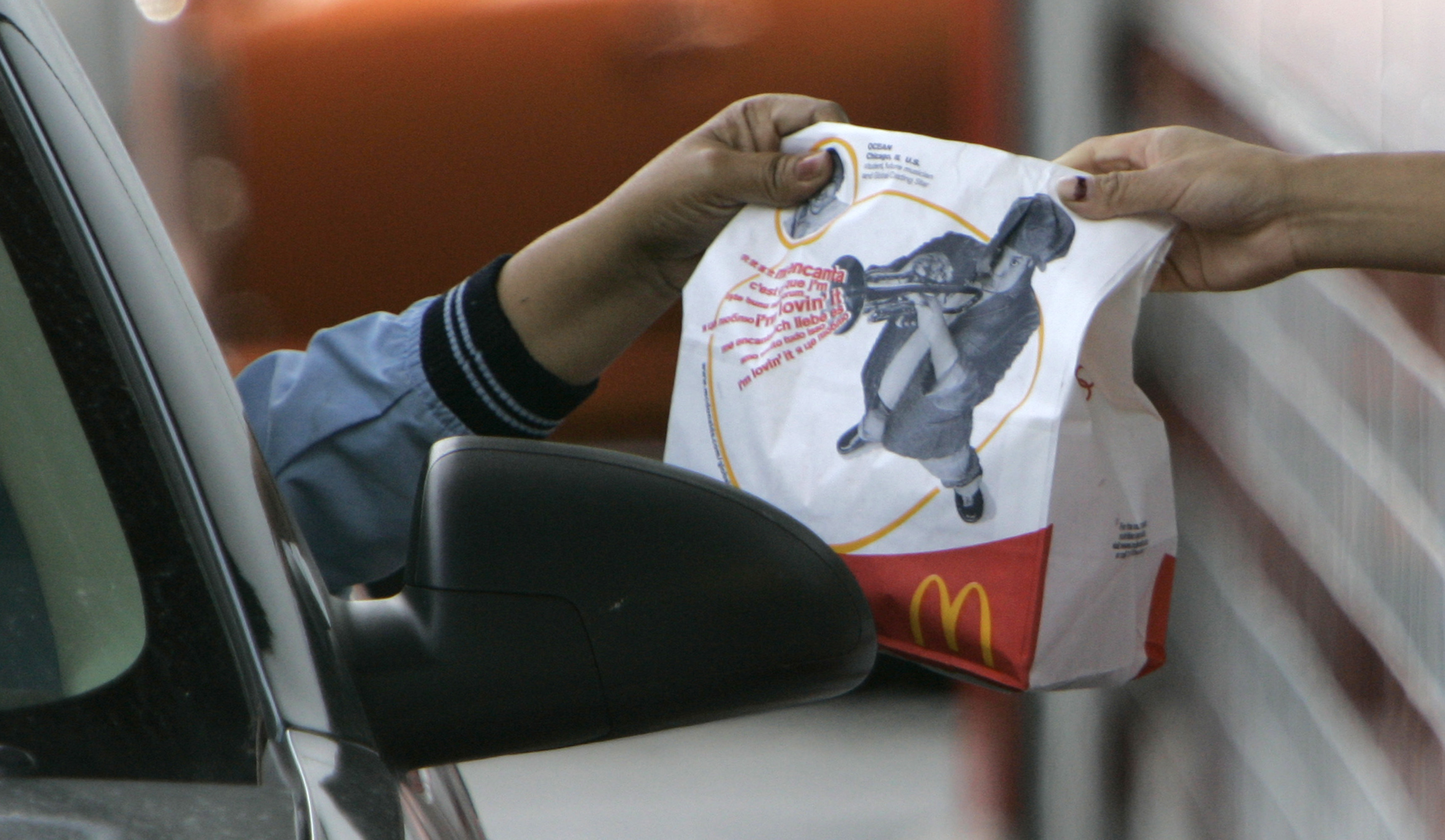 Biltjuv, McDonalds, drive-through