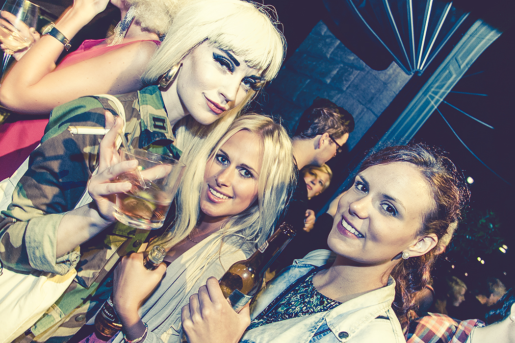 Haggrummet, F12, Åwkward Jerling, Pride, Haggorna, Gago Cuk, Looney Tuesday