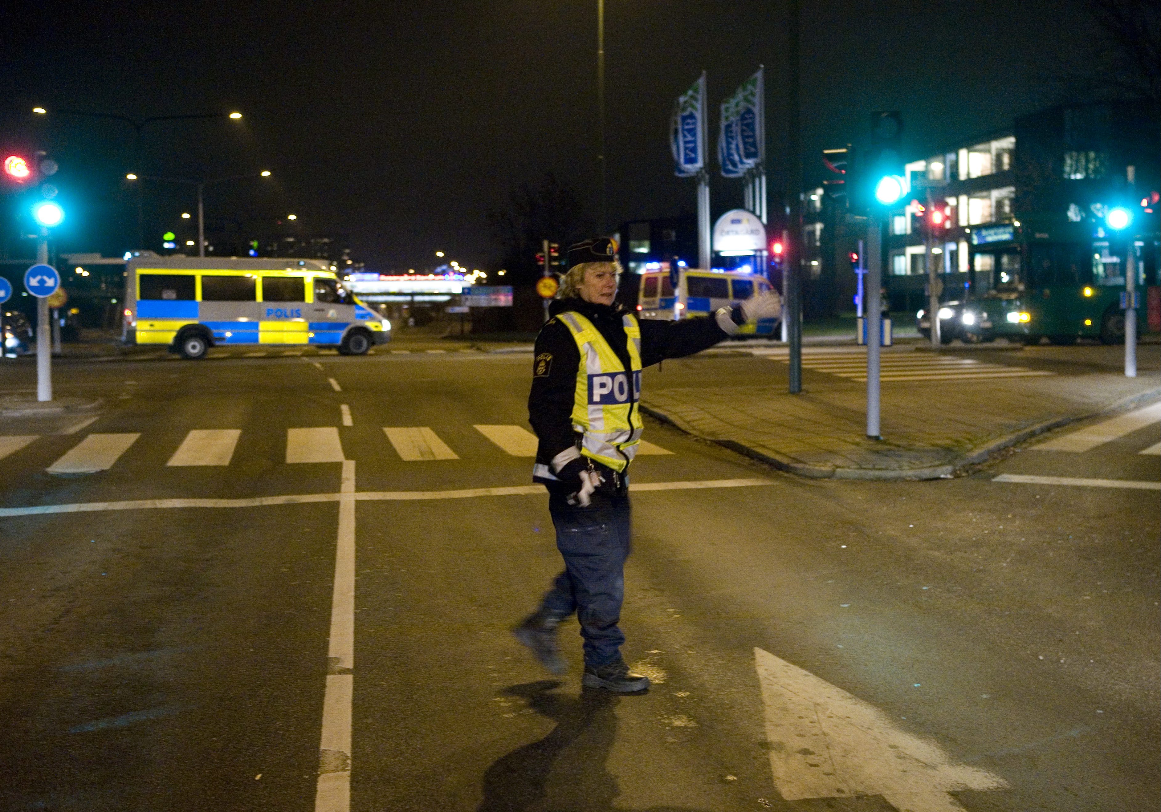 Tensta, Brand, Kriminellt, Kravaller, Eld, Polis