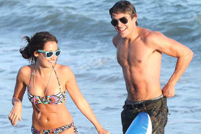High school musical, Vanessa Hudgens, Hollywood, Puss, kärlek, Paparazzi, Strand, Förhållande, Filmstjärna, Zac Efron, Ashley Tisdale