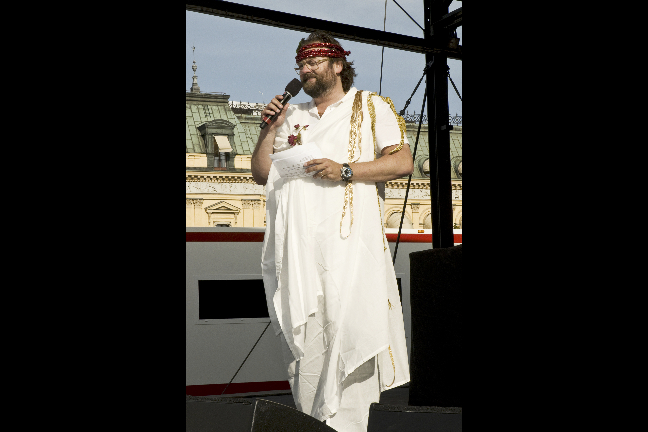 #Adam live, Adam Alsing