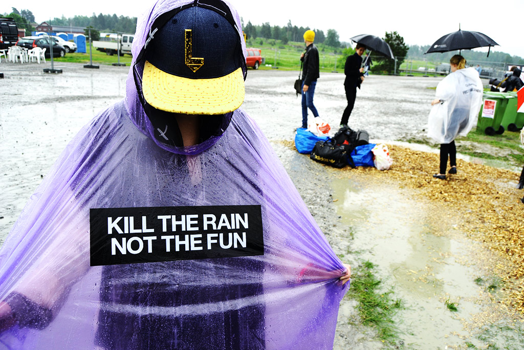 Hultsfred, bilder,  regn. festival