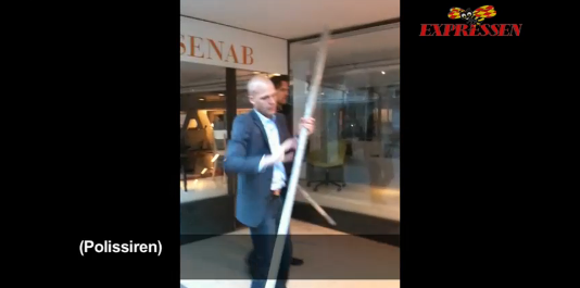 Sverigedemokraterna, Opinionsundersökning, Kent Ekeroth, Erik Almqvist, Jimmie Åkesson, Sentio