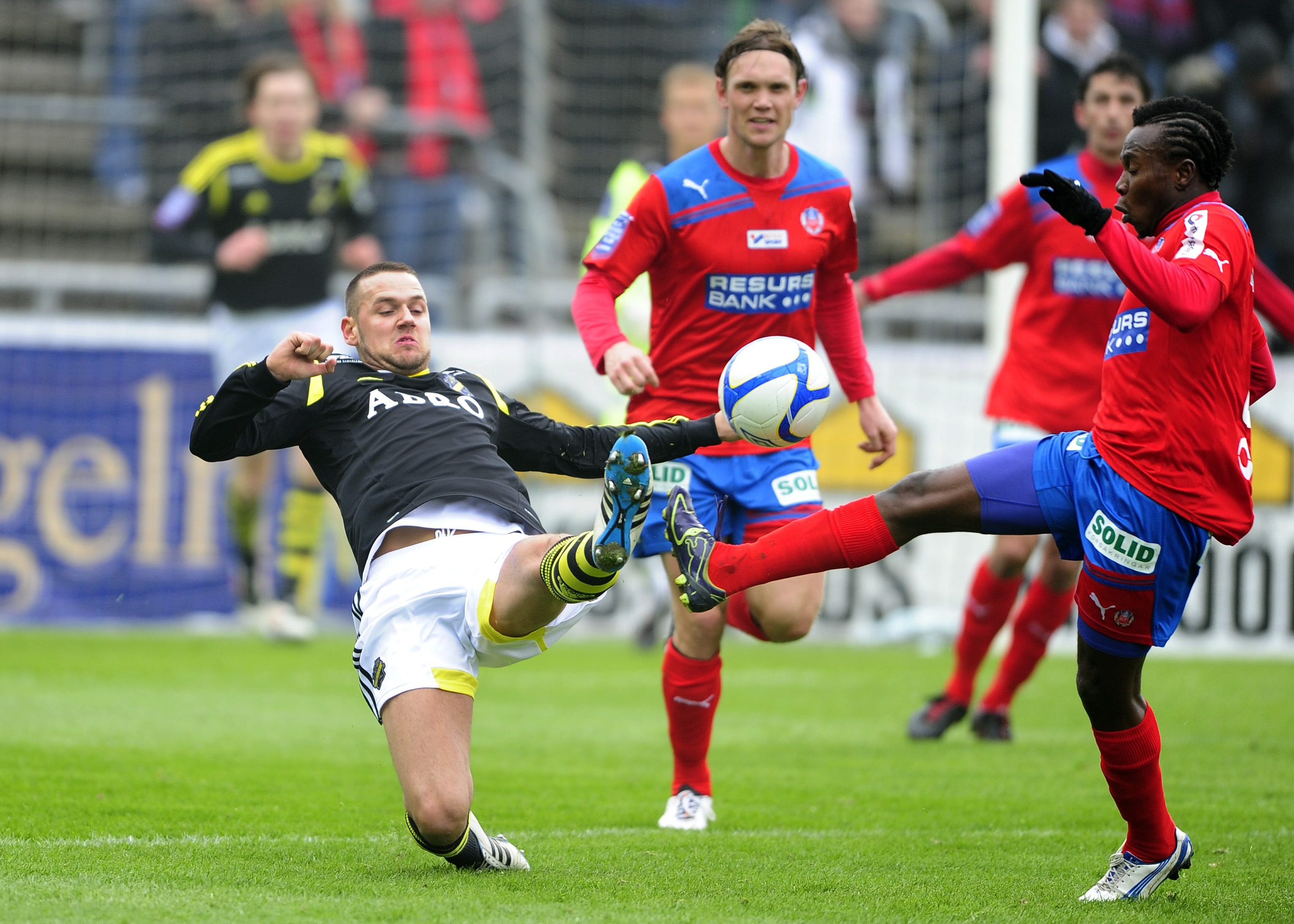 Landslaget, AIK, Fotboll, Alexander Milosevic, Niklas Backman, Allsvenskan, Daniel Majstorovic, Sverige, Gnaget