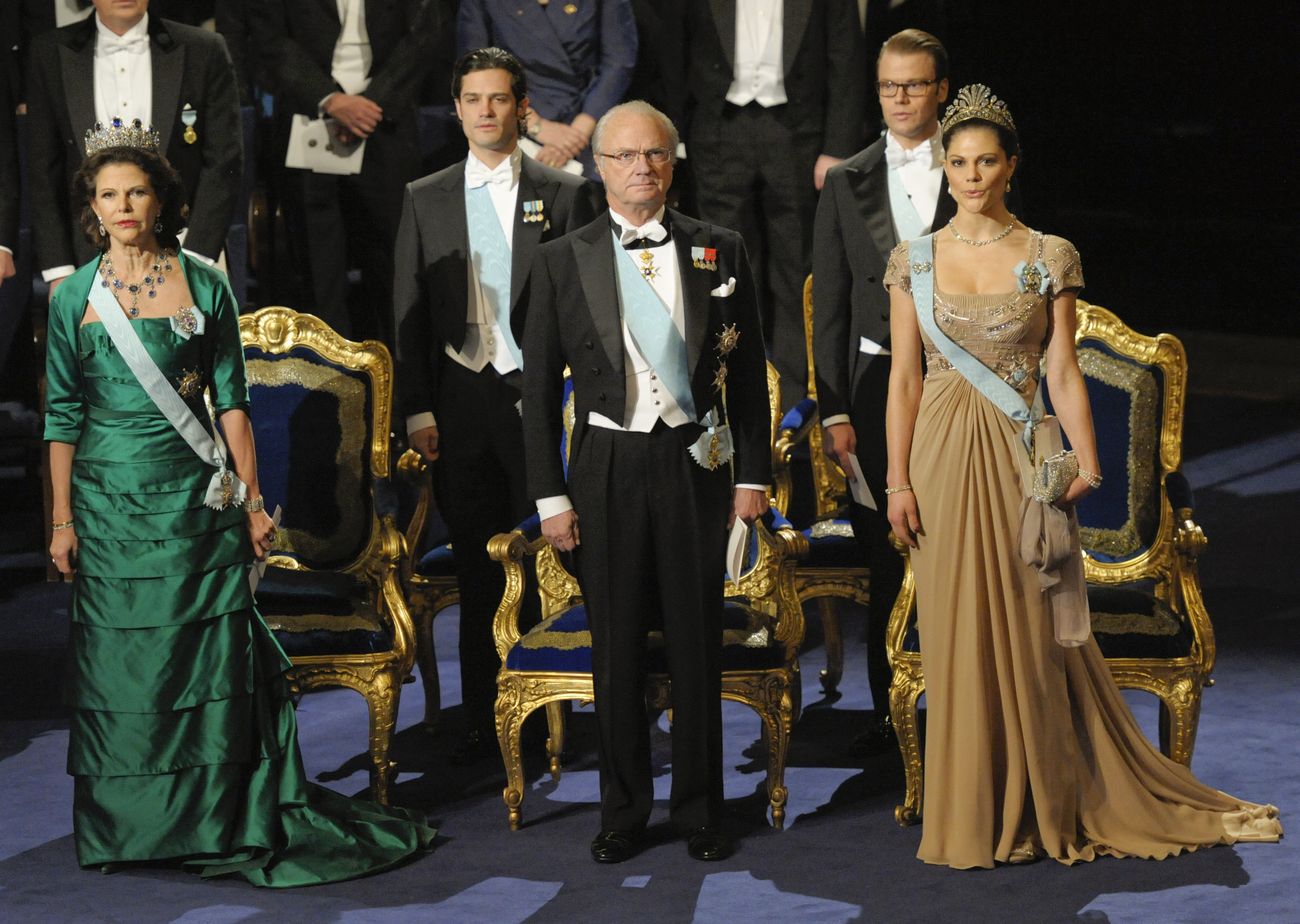 Hovet, Drottningen, Prins Daniel, Prinsessan Madeleine, Prins Carl Philip, Chris O'Neill, Kungen