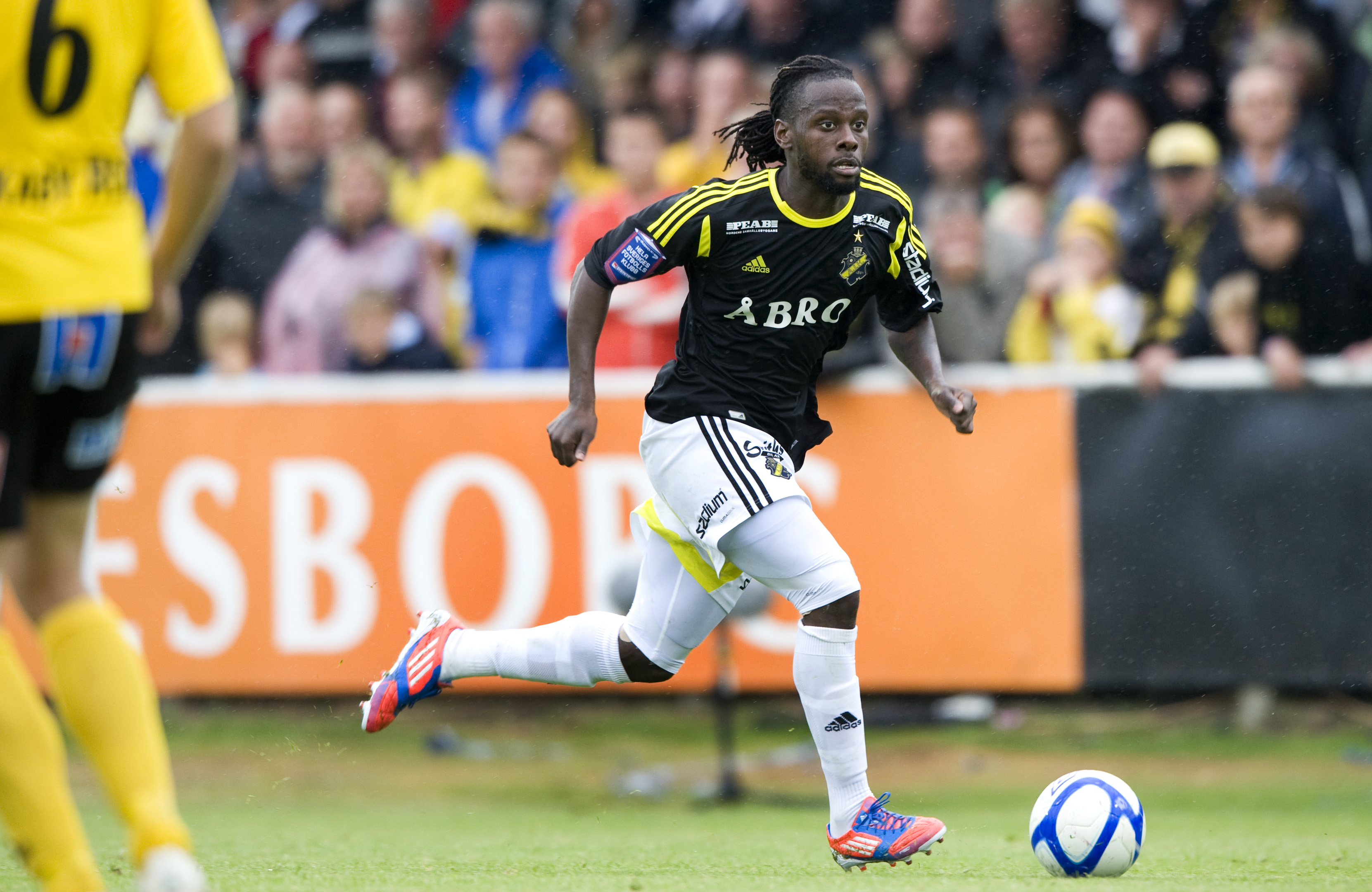 AIK, Allsvenska guldstriden, Martin Mutumba