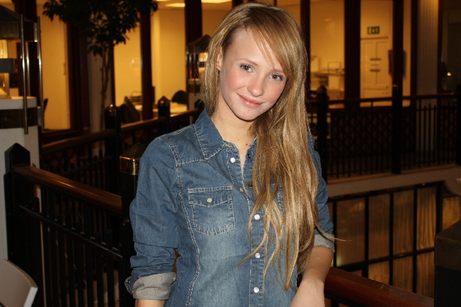 Bloggare, Hugo Rosas, Dessie, Bloggerska, Paulina Danielsson, Blondinbella, Paow, Alexandra Nilsson, Desire Nilsson, Kissie, Sverigedemokraterna