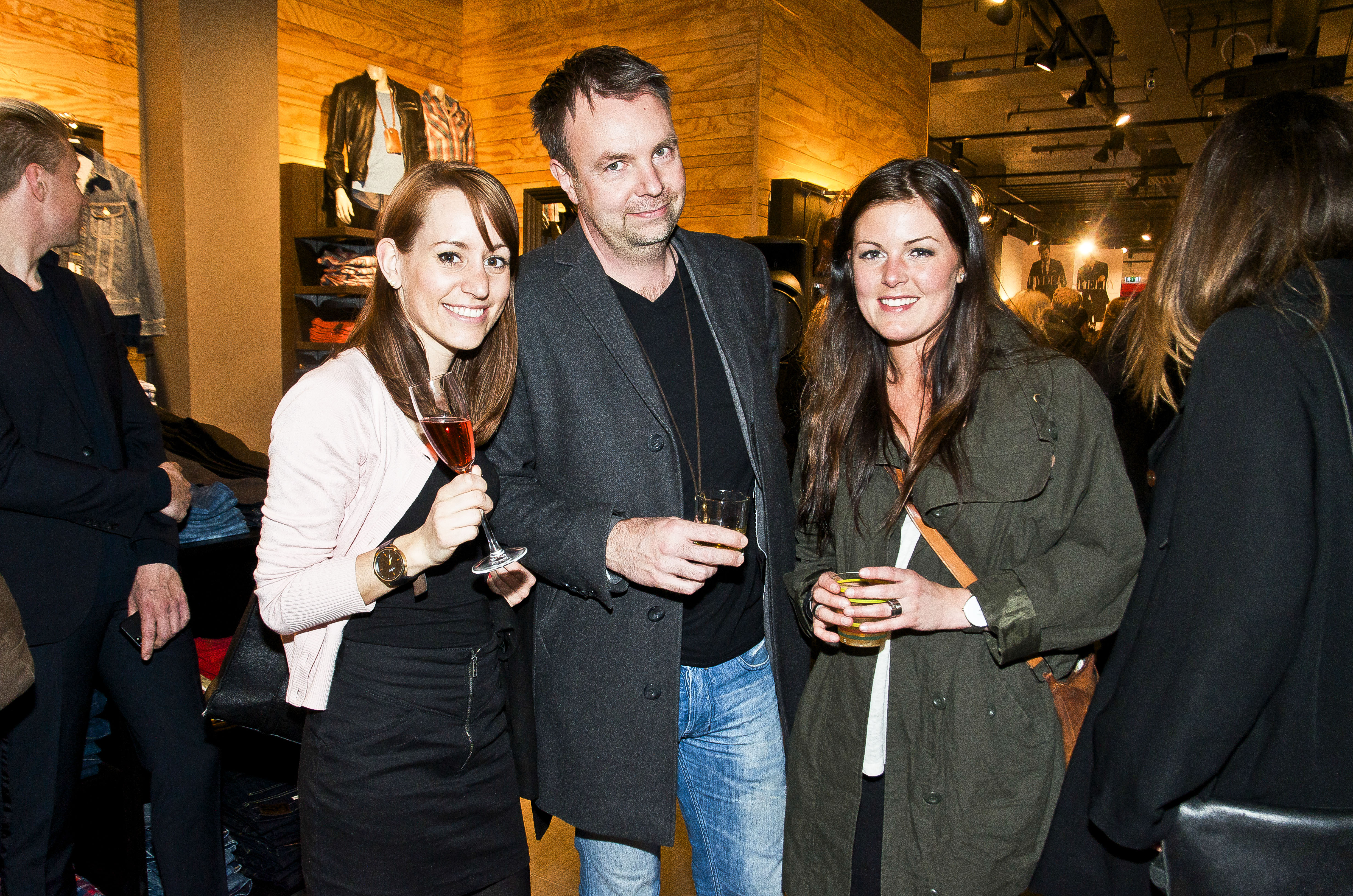  Clara Uddman, Suit Case Store, Brothers, Travel Line, johan magnusson