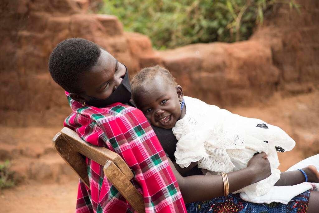 Skolnedstängningarna har bidragit till en ökning i barngraviditeter och barnarbete i Uganda.