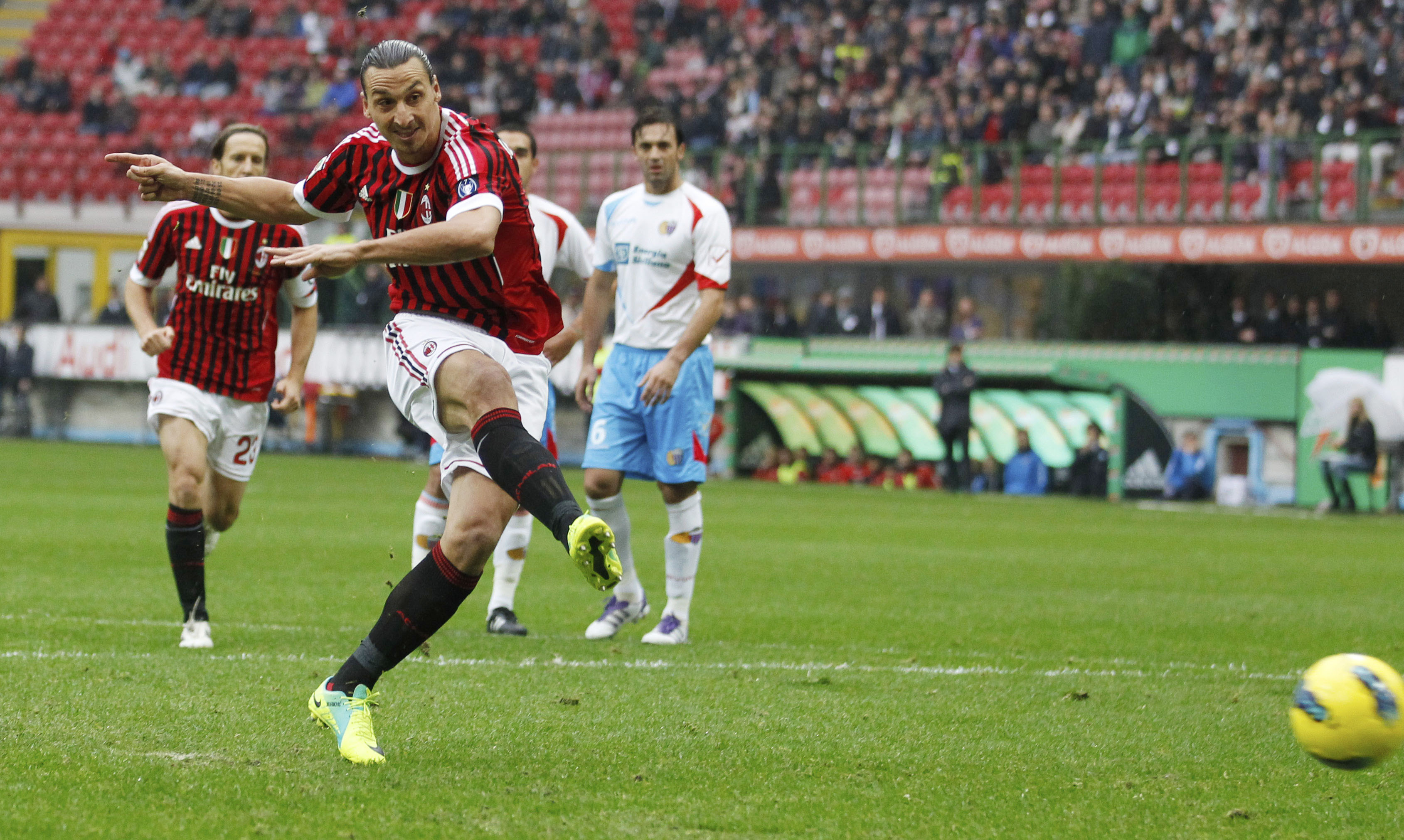 Zlatan Ibrahimovic, Robinho, Fotboll, serie a, milan