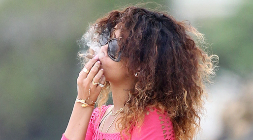  Lady Ganja, Lady Gaga