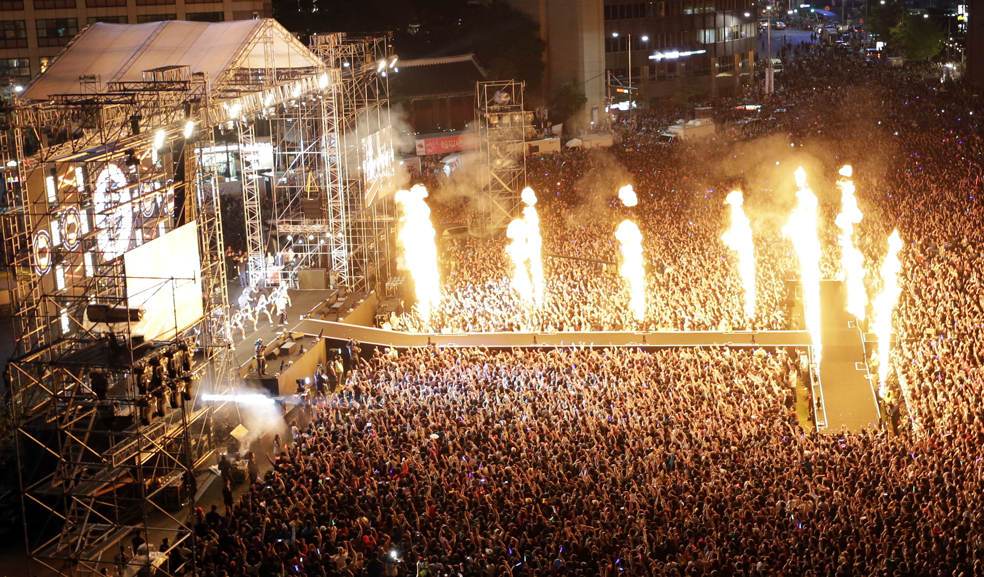 PSY, Gangnam-style, Seoul