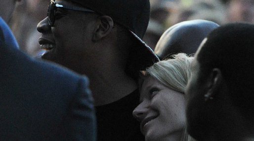 Kokain, Chris Brown, Kelly Osbourne, sex, Twitter, Rihanna