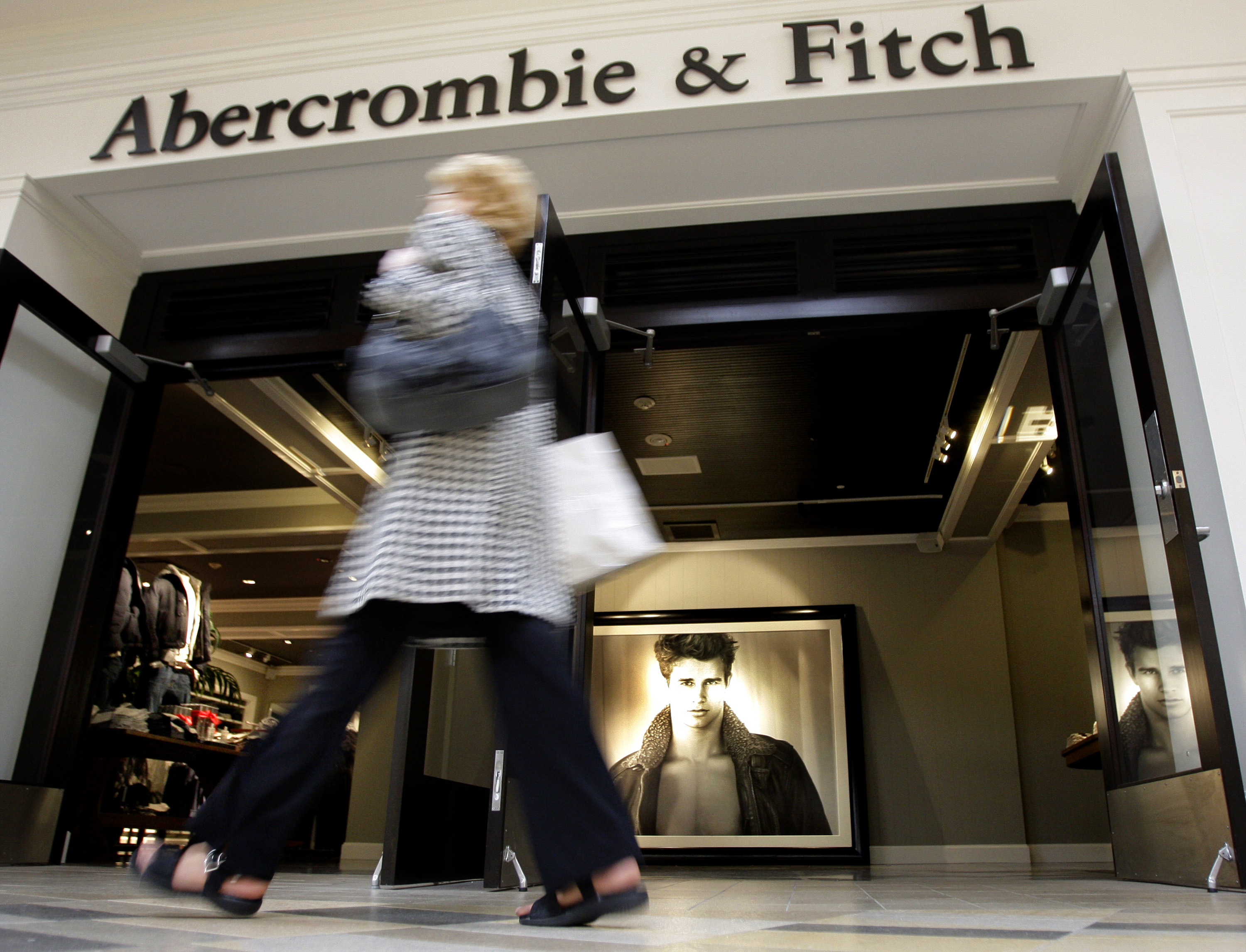 Abercrombie & Fitch, Hånas, Hemlosa