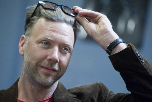 Mikael Persbrandt