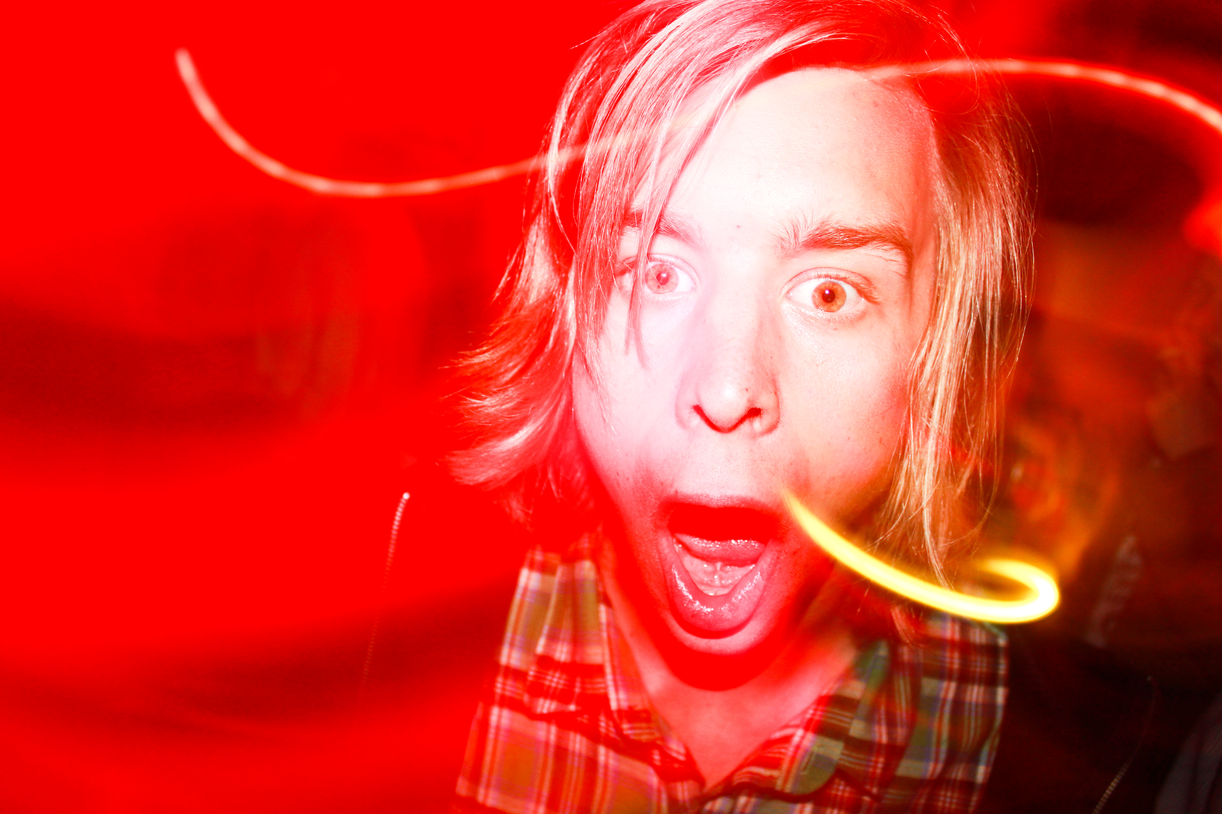 Mackan Lindström, Kåken