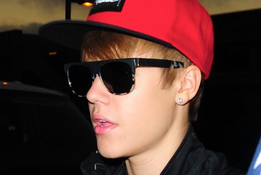 Justin Bieber, Twitter