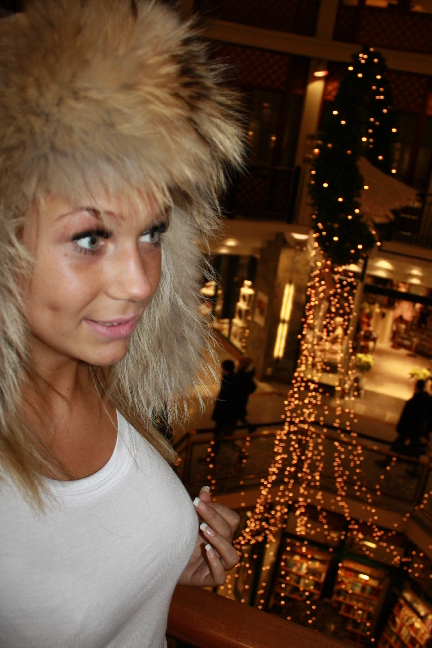 Kissie, Paow, Bloggerska, Desire Nilsson, Bella & Tyra Show, Alexandra Nilsson, Bloggare, Blogg, Dessie