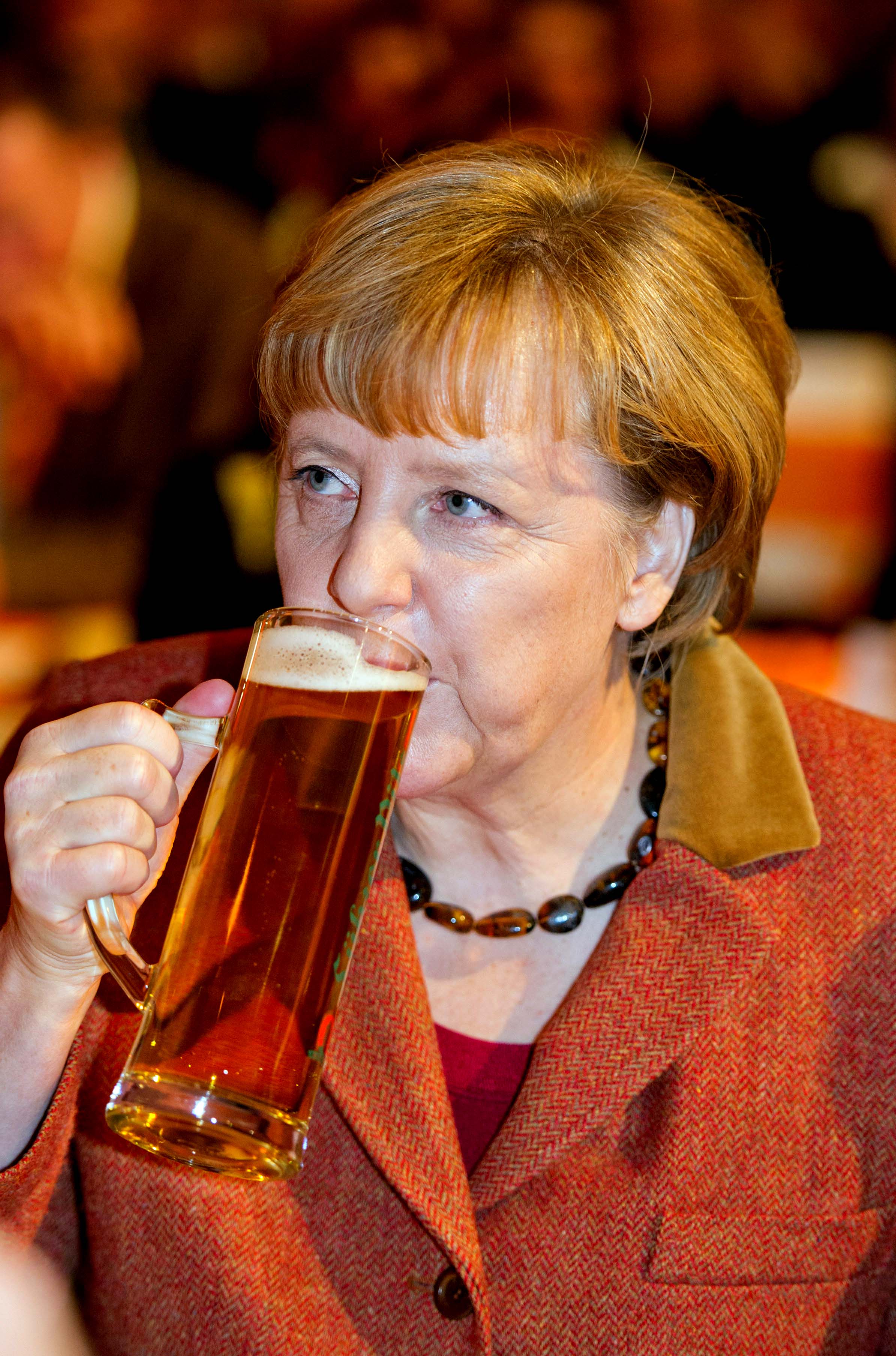  Hipsters,  Lena Dunham, Öl, Dyrare,  Budweiser