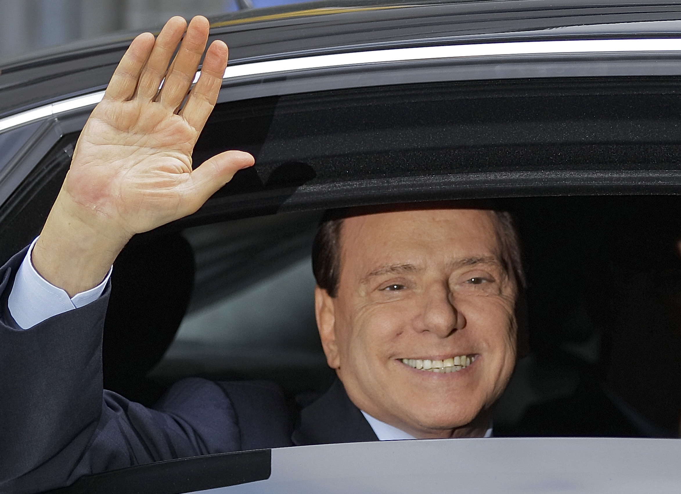 Hemlig, Silvio Berlusconi, grotta, sex