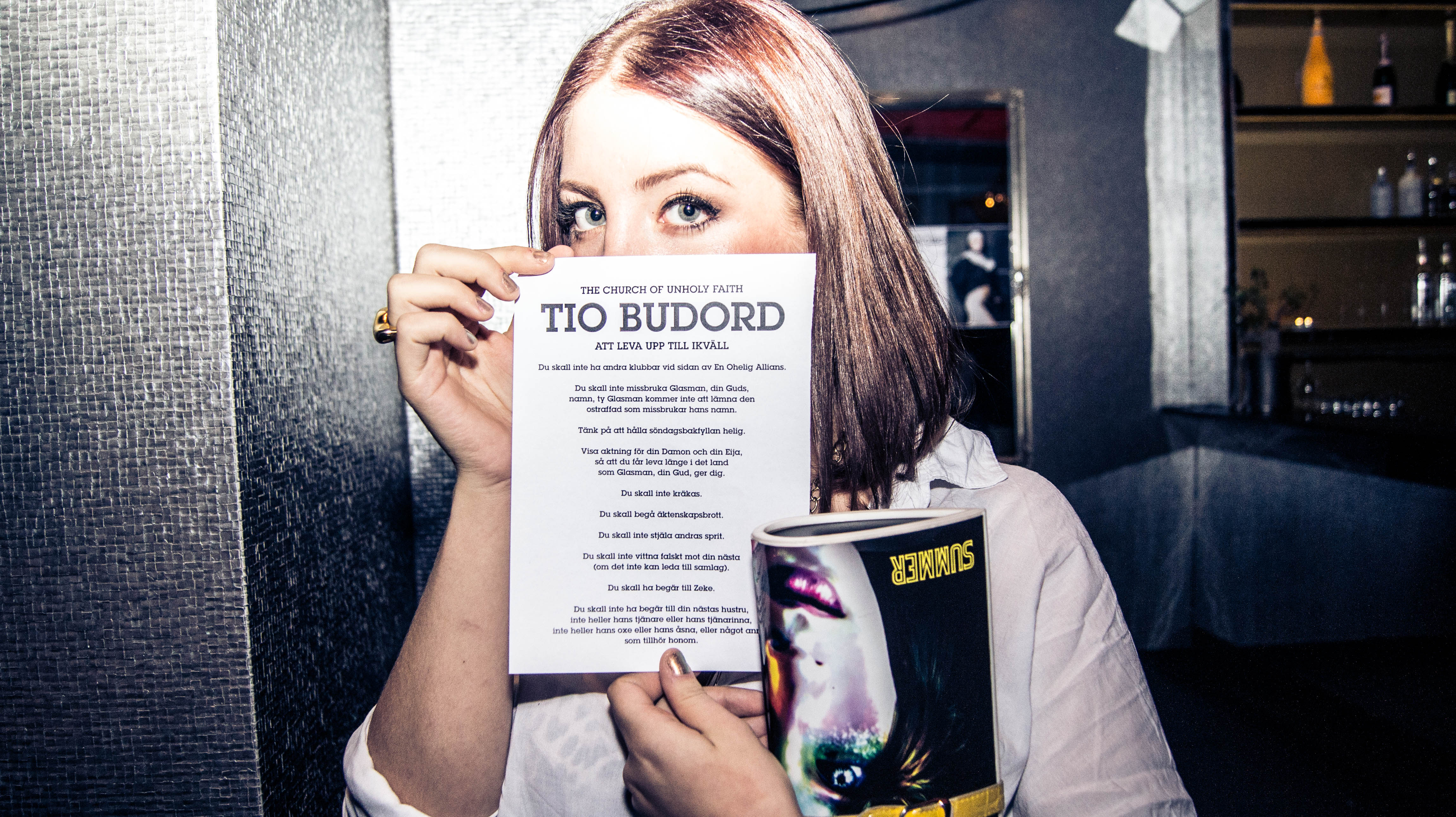 Vardagsrummet,  En Ohelig Tro, En ohelig allians
