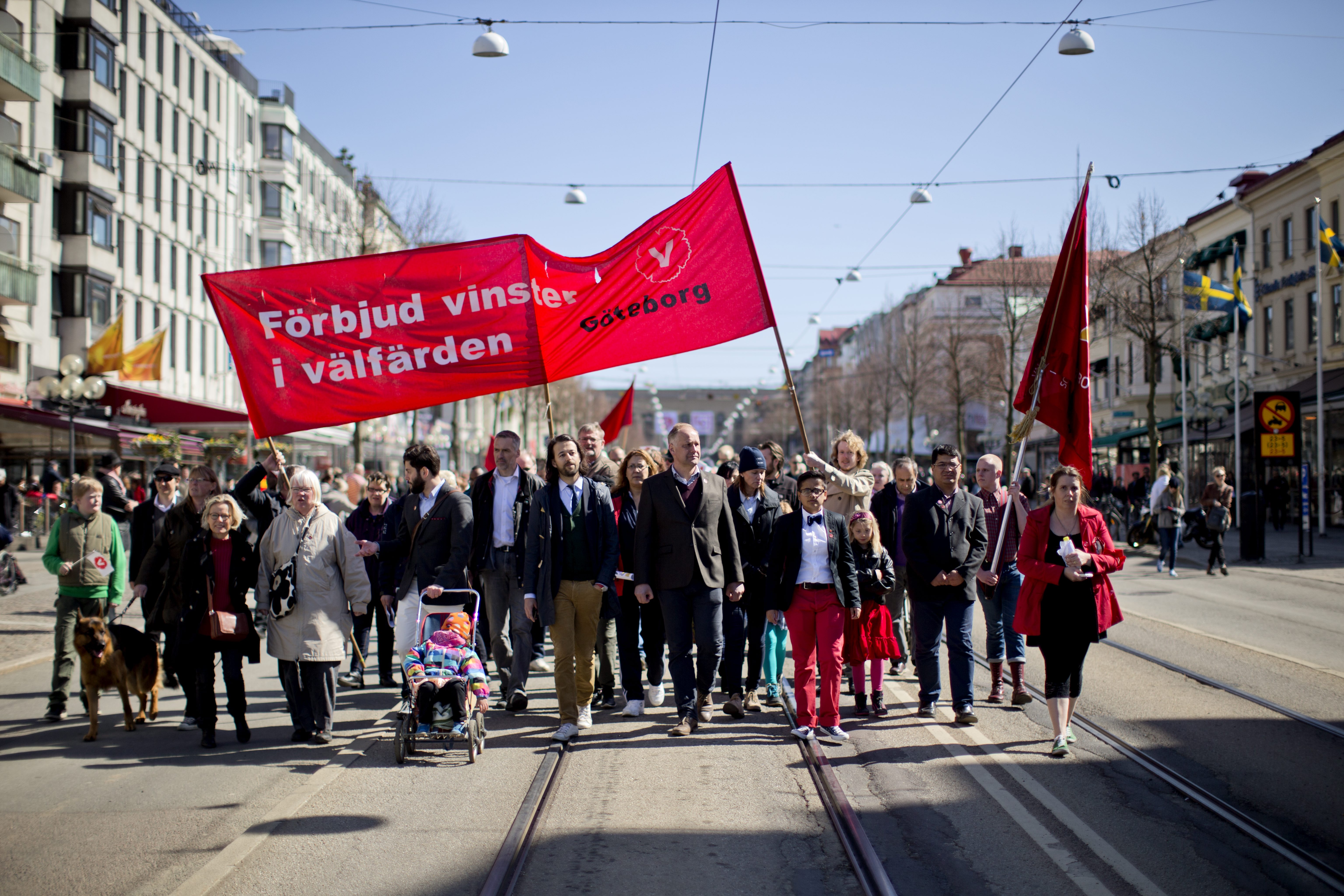 Riksdagen, Jonas Sjöstedt, Politiker, Twitter, Twittrare, Kristdemokraterna, Penilla Gunther, vänsterpartiet, Sociala Medier