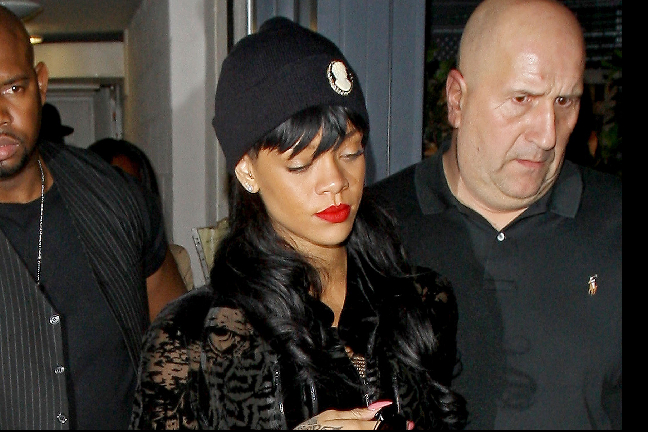 Hollywood, sjukhus, Rihanna, robert fenty, Rehab