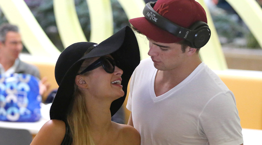 Paris Hilton,  River Viiperi
