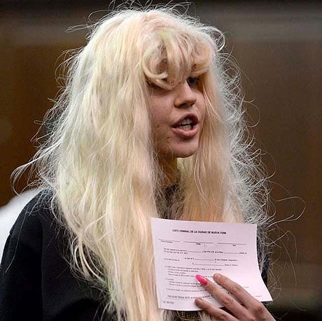 Peruk, Rätten, Amanda Bynes, Droger