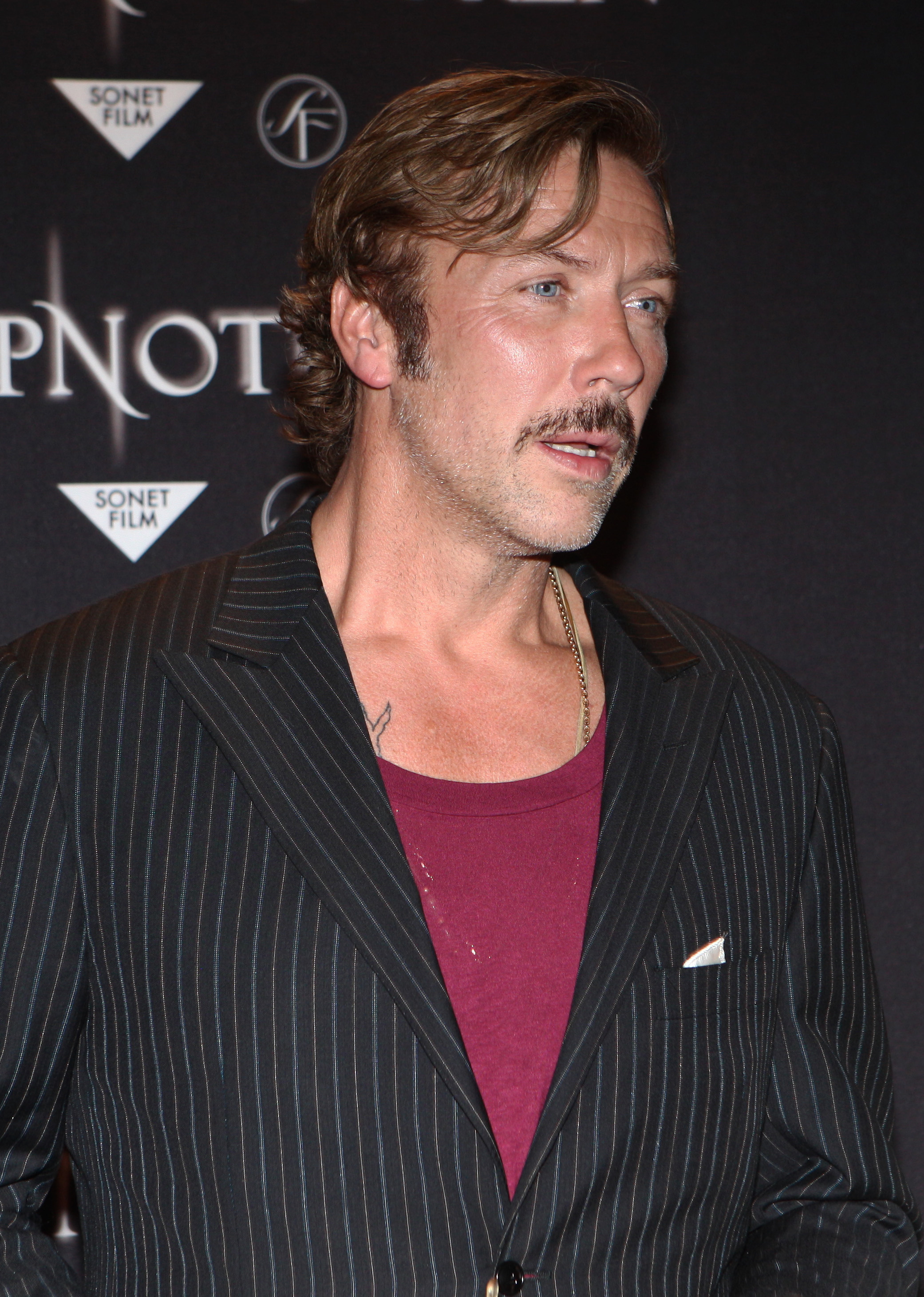 Hypnotisören, Mikael Persbrandt