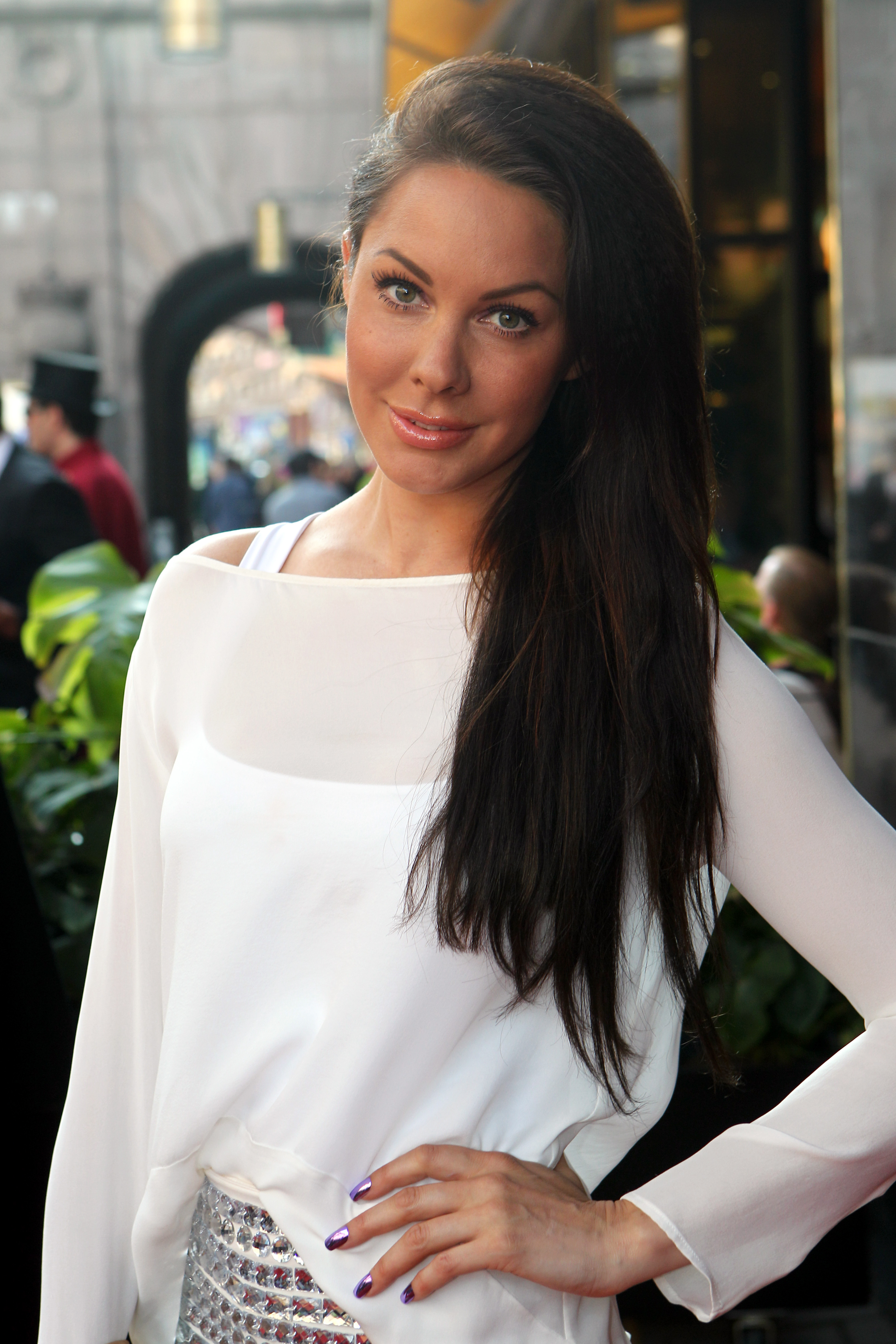 Tyra Sjöstedt, Cajsa Jonsson