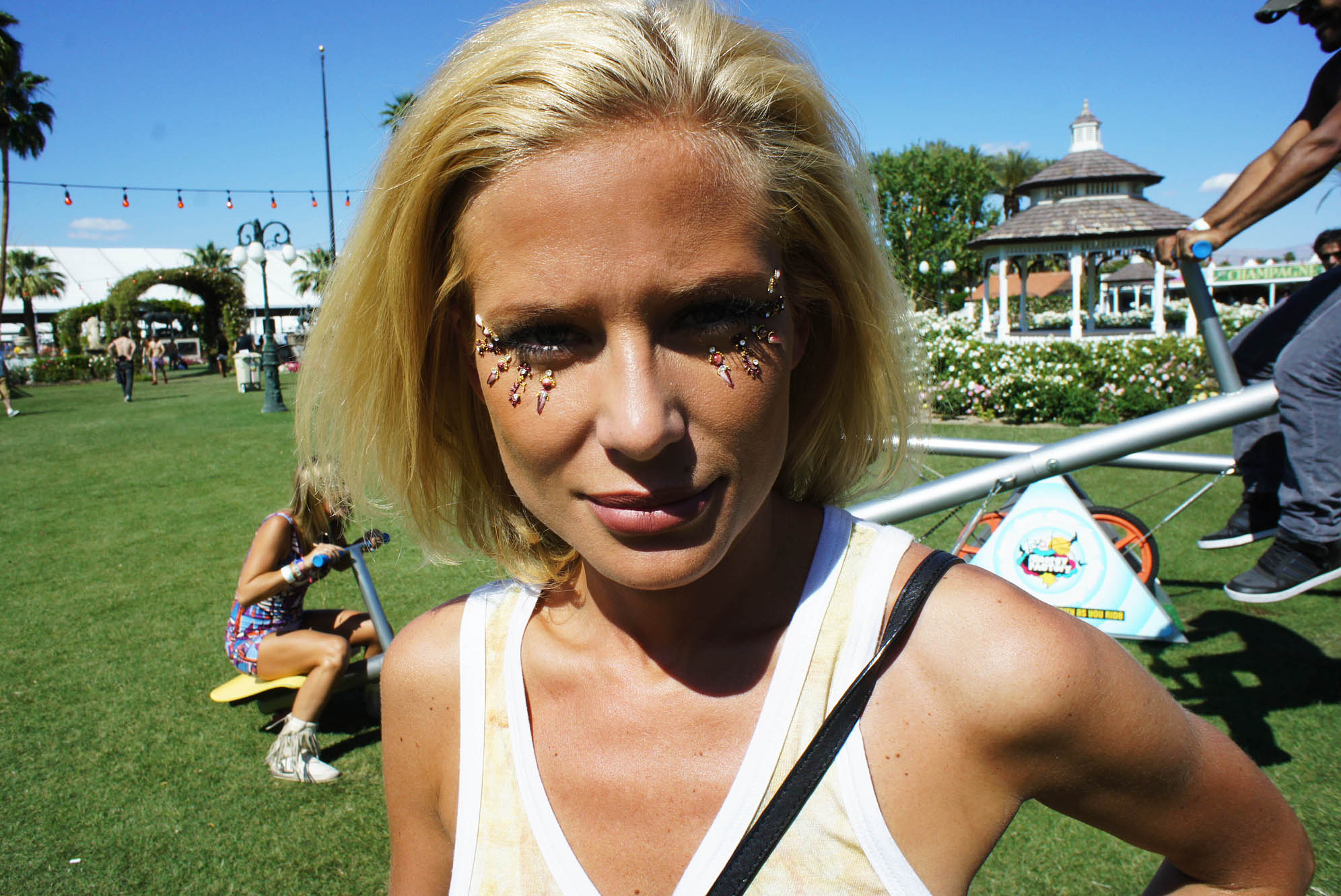 2012, USA, Coachella, Maxinne, Mode, Skrillex, Kalifornien