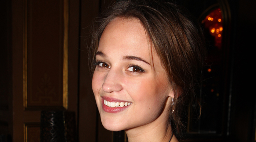 Alexander Skarsgård, Alica Vikander