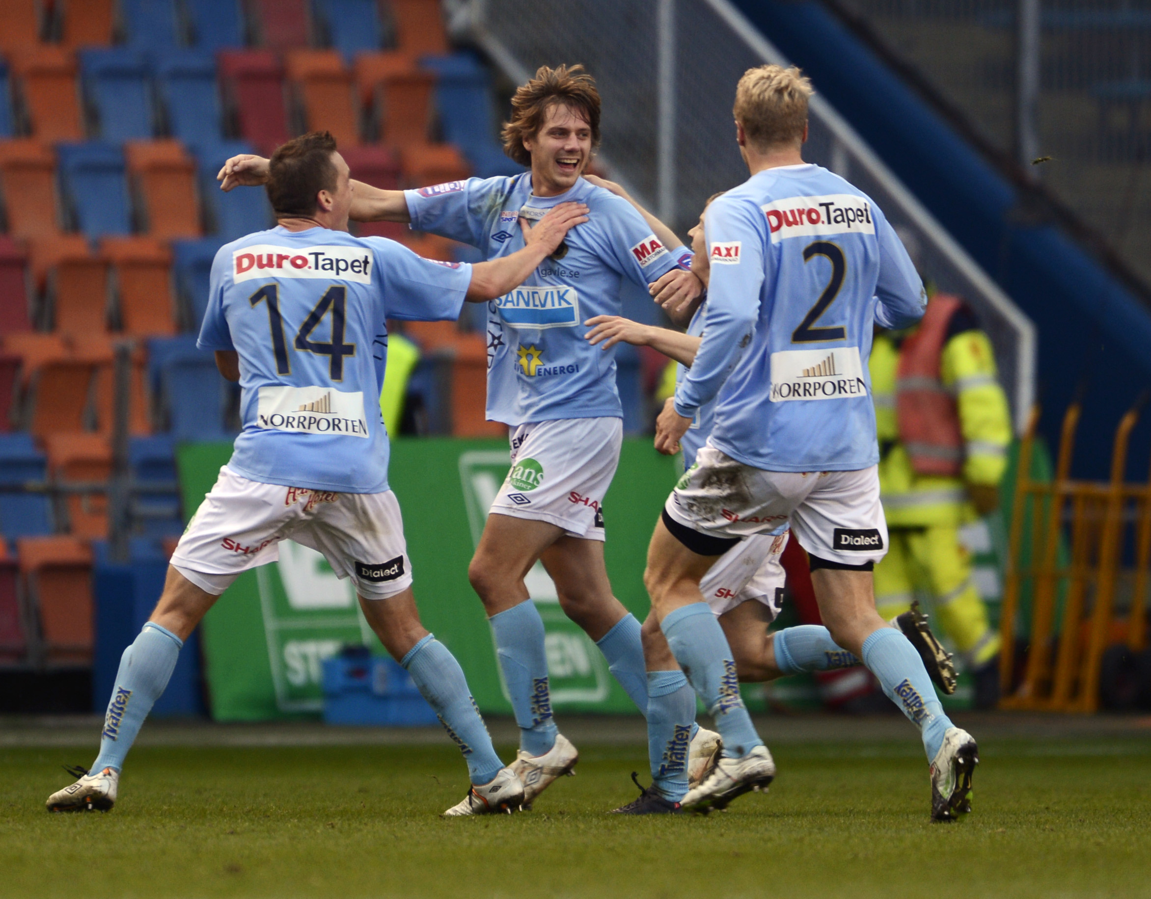 Elfsborg, Brommapojkarna, Halmstad, Kalmar FF, Mjallby, Silly Season, Allsvenskan, Gefle, Öster, Malmo FF, AIK, Helsingborg, Hacken, Syrianska, Djurgarden, IFK Norrköping, Åtvidaberg, ifk goteborg