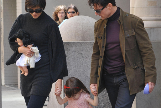Suri, Katie Holmes, Tom Cruise