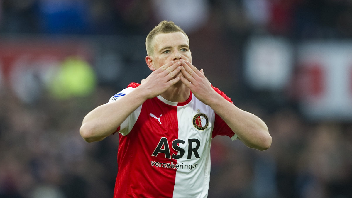 Hans 20 mål på 23 matcher för Feyenoord har fått flera klubbar att fatta intresse för honom – trots hans långvariga skada.