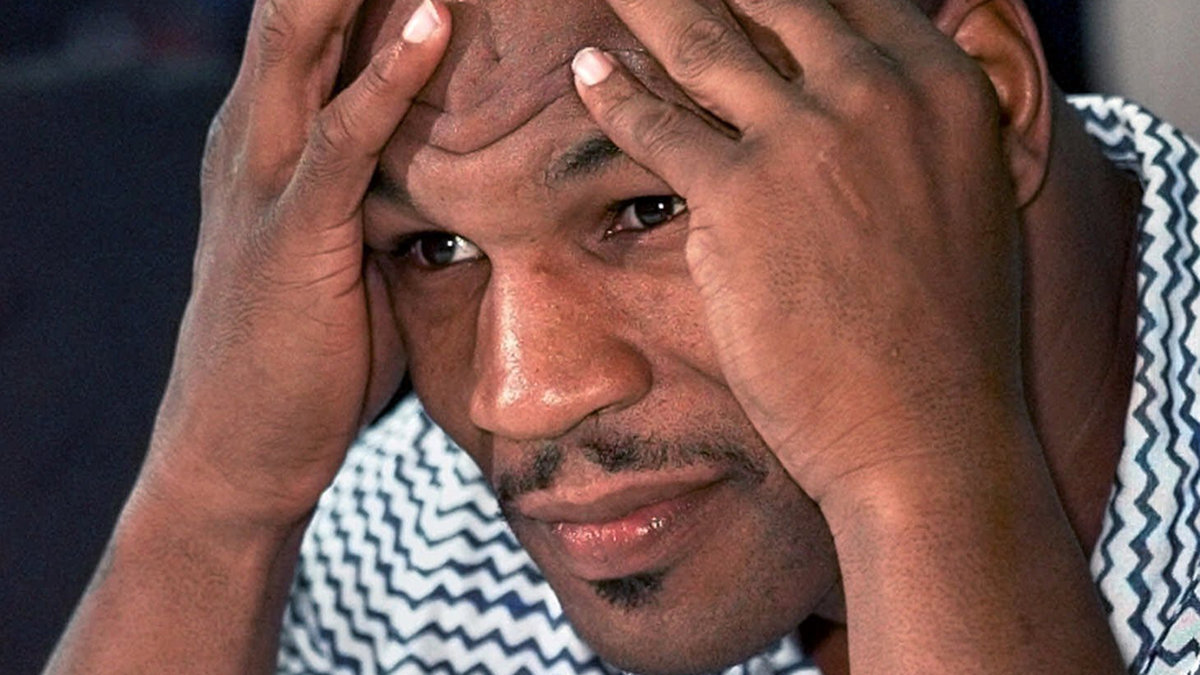 Boxaren Mike Tyson köpte bengaliska tigrar för mer än en miljoner kronor. Men det är ingenting i jämförelse med vad han köpte för kärleksgåva till sin ex-fru Robin Givens. Tyson köpte nämligen ett badkar för 20 miljoner kronor till sin käresta. 