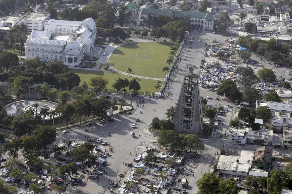 Haitis regeringsbyggnad gick sönder i jordbävningen.