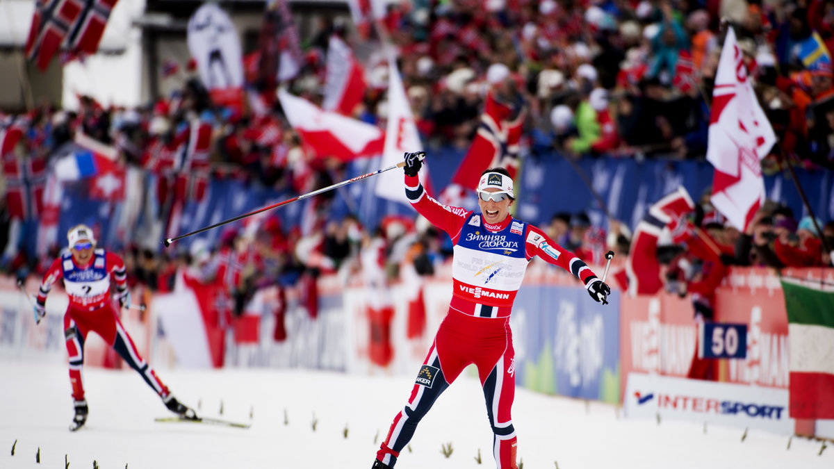 Men i skiathlon var norskorna med Marit Björgen och Therese Johaug överlägsna. 