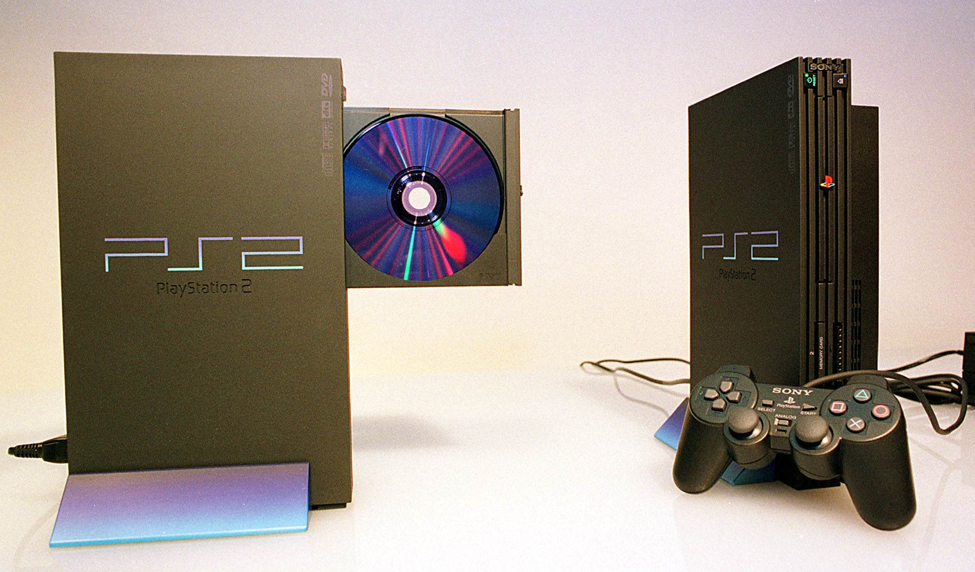 Playstation 2 lanserades år 2000. Det såldes 7 konsoler varje sekund de fyra första timmarna efter lansering.
