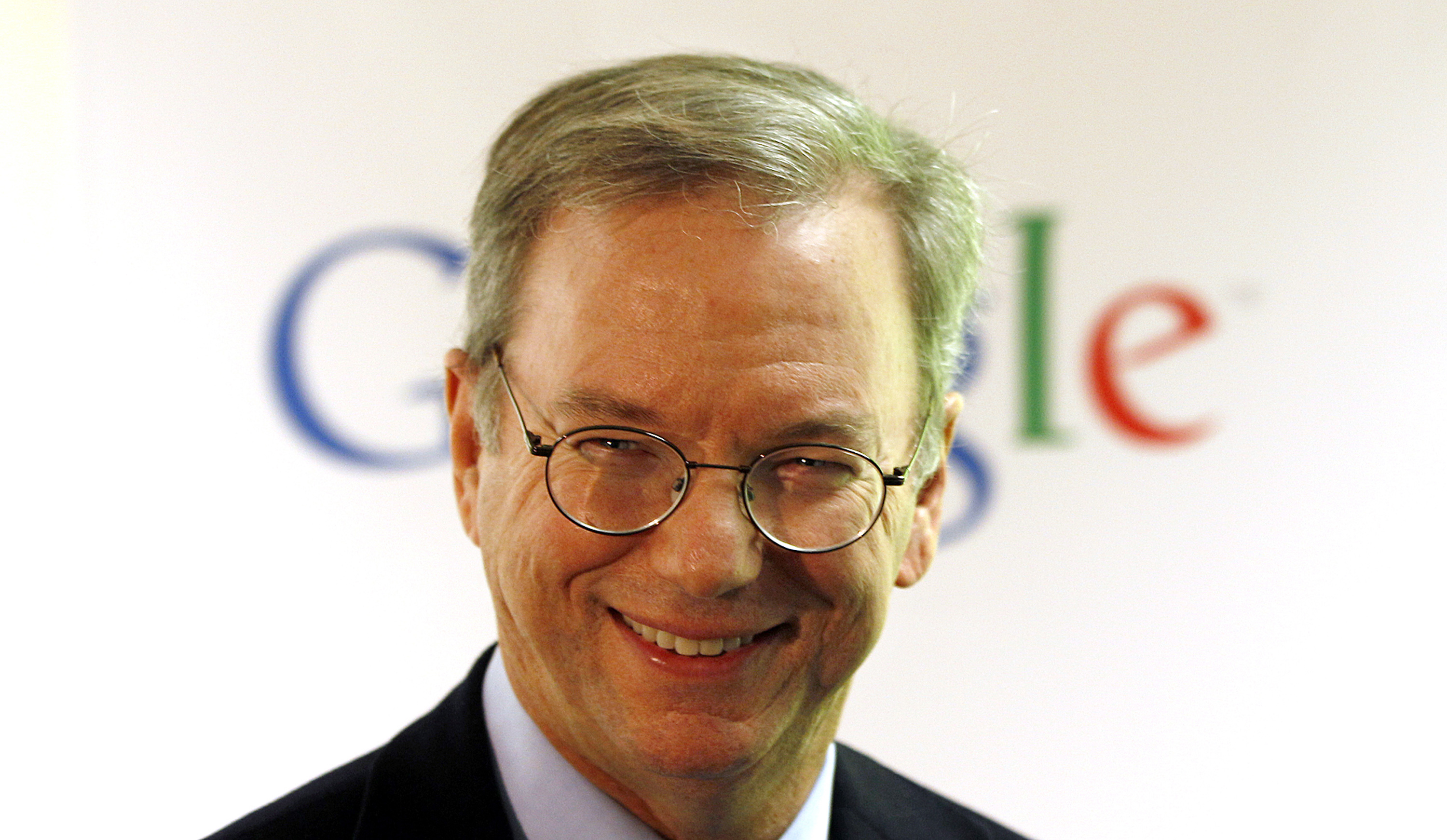 Eric Schmidt var ekonomisk rådgivare åt president Barack Obama samtidigt som han var verkställande chef på Google.